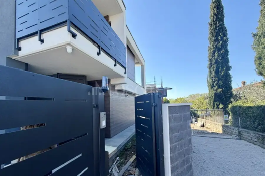 Villa in vendita di 200 mq a €520.000 (rif. 25/2026)