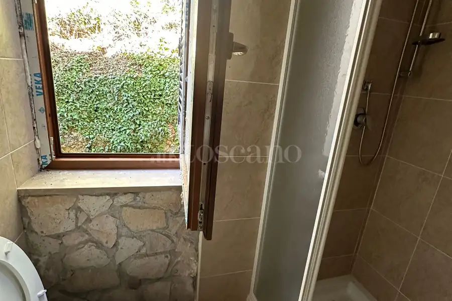 Villa Bifamiliare in vendita di 250 mq a €90.000 (rif. 6/2025)
