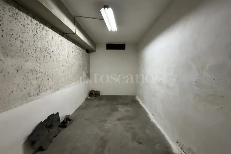 Garage in vendita di 15 mq a €27.000 (rif. 93/2026)