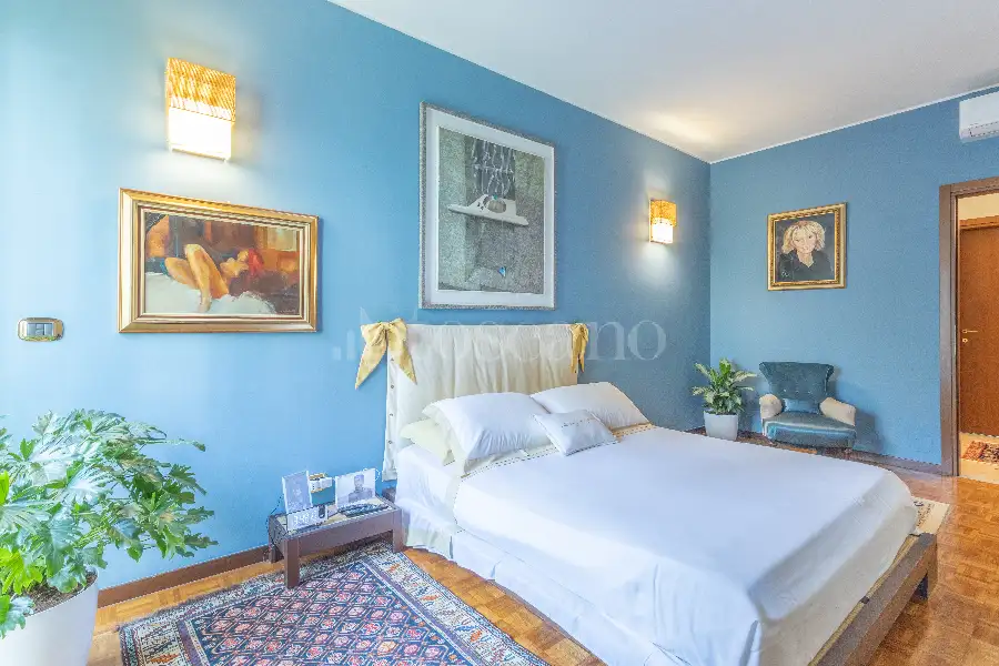 Casa in vendita di 205 mq a €1.875.000 (rif. 20/2026)