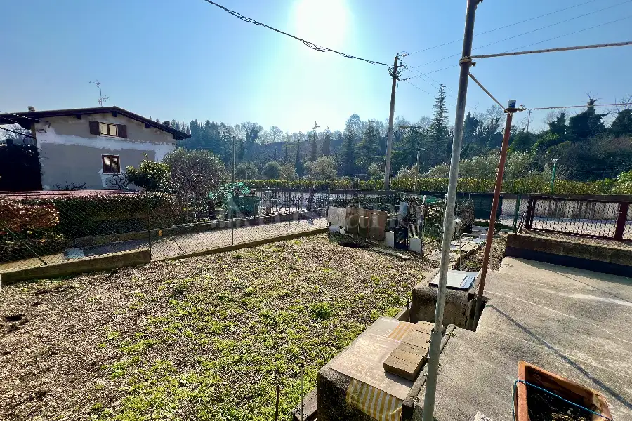 Casa Indipendente in vendita di 420 mq a €435.000 (rif. 10/2025)