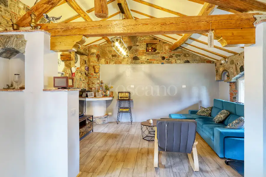 Casa Indipendente in vendita di 170 mq a €265.000 (rif. 163/2026)