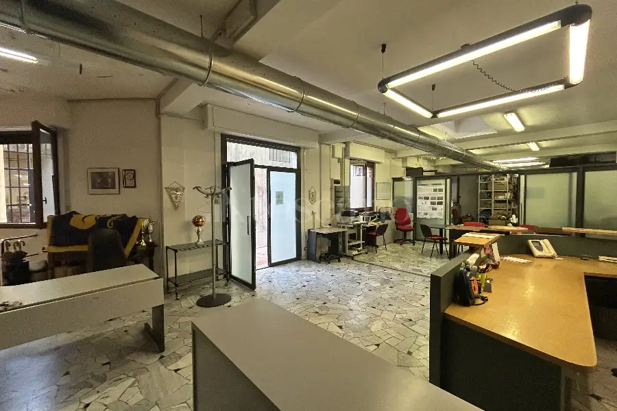 Laboratorio in vendita di 225 mq a €395.000 (rif. 8/2025)
