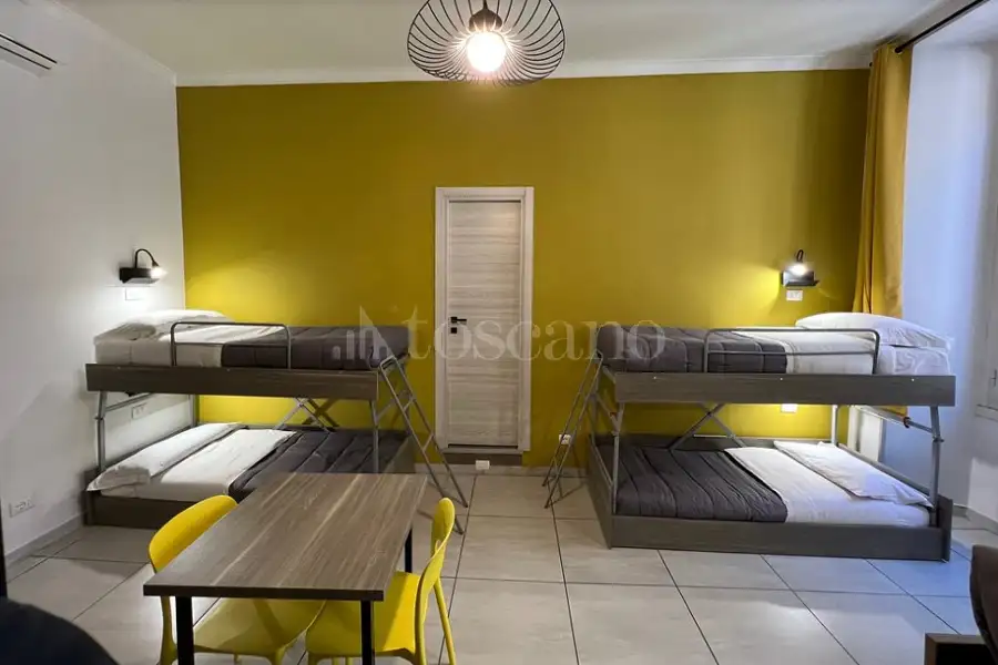 Albergo in vendita di 450 mq a €1.790.000 (rif. 10/2026)