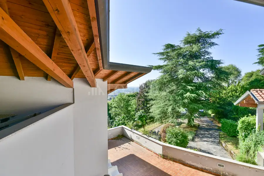 Villa in vendita di 660 mq a €790.000 (rif. 26/2025)