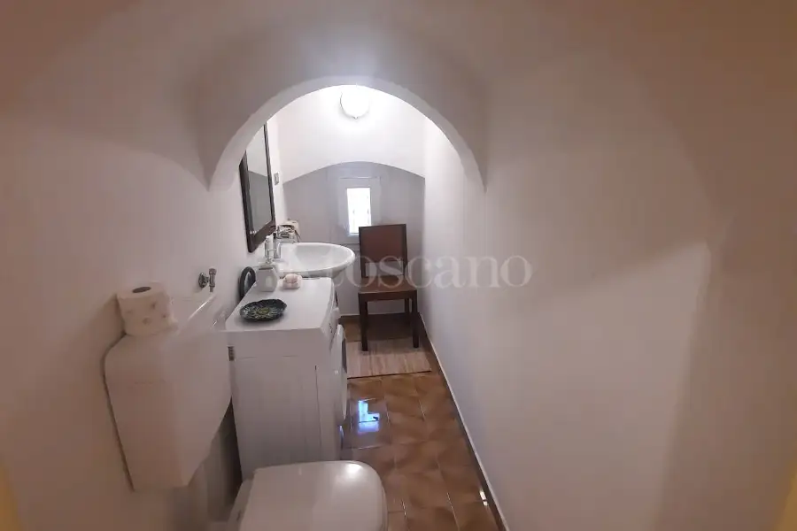 Palazzo in vendita di 200 mq a €165.000 (rif. 5/2026)
