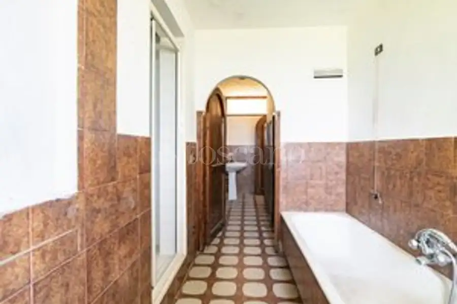 Casale in vendita di 450 mq a €450.000 (rif. 22/2026)
