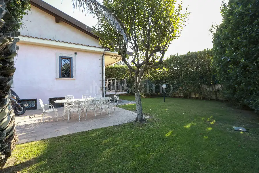 Villa in vendita di 200 mq a €769.000 (rif. 57/2026)
