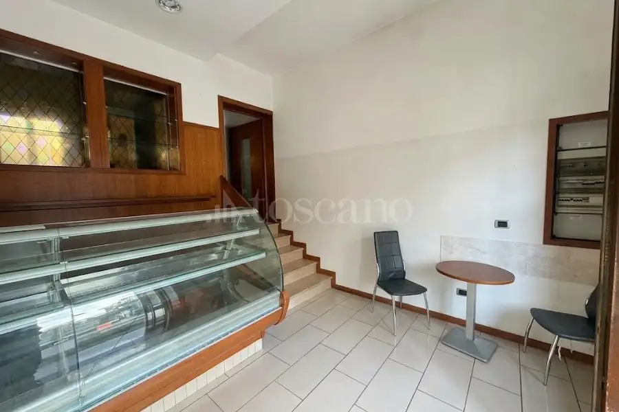 Negozio in affitto di 100 mq a €1.800 (rif. 17/2026)