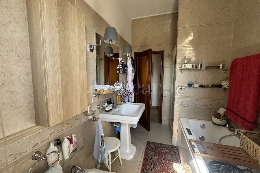 Casa in vendita di 232 mq a €1.100.000 (rif. 5/2026)