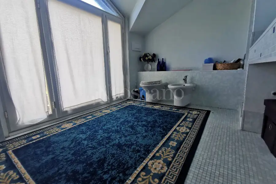 Casale in vendita di 600 mq a €1.400.000 (rif. 32/2026)