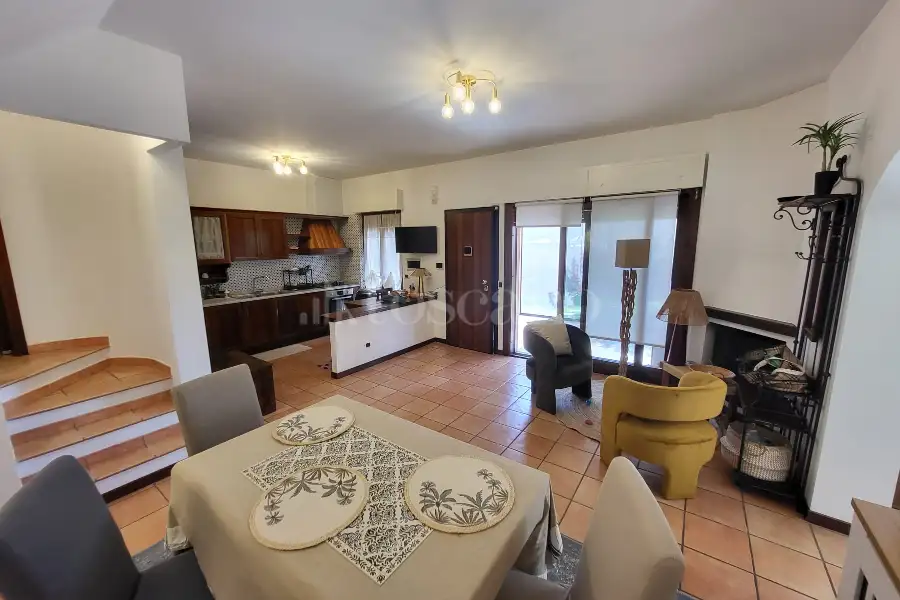 Villa Bifamiliare in vendita di 130 mq a €399.000 (rif. 71/2025)