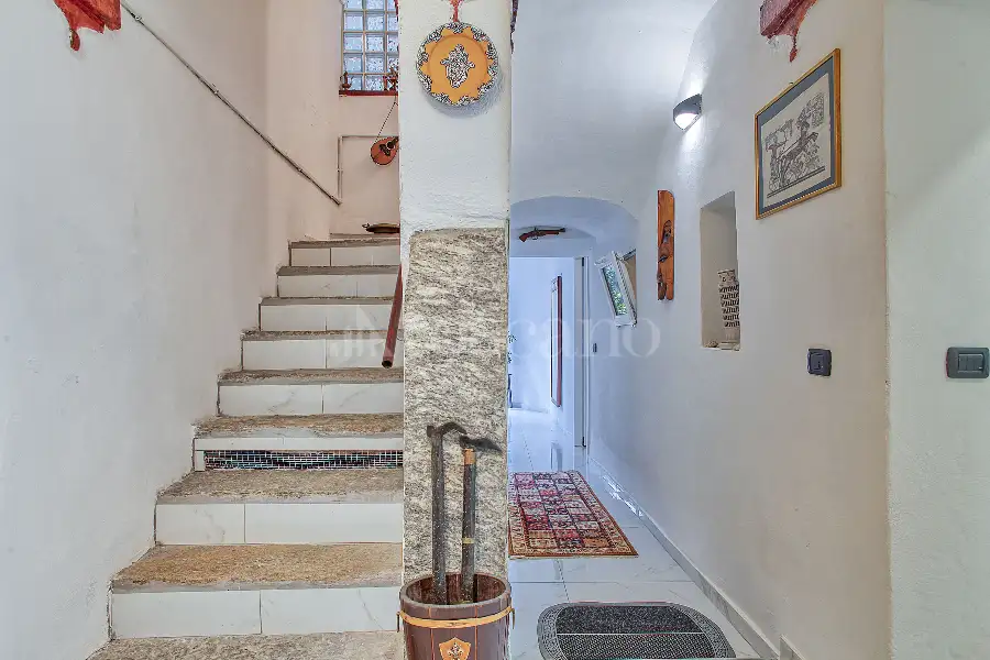 Palazzo in vendita di 170 mq a €210.000 (rif. 125/2026)