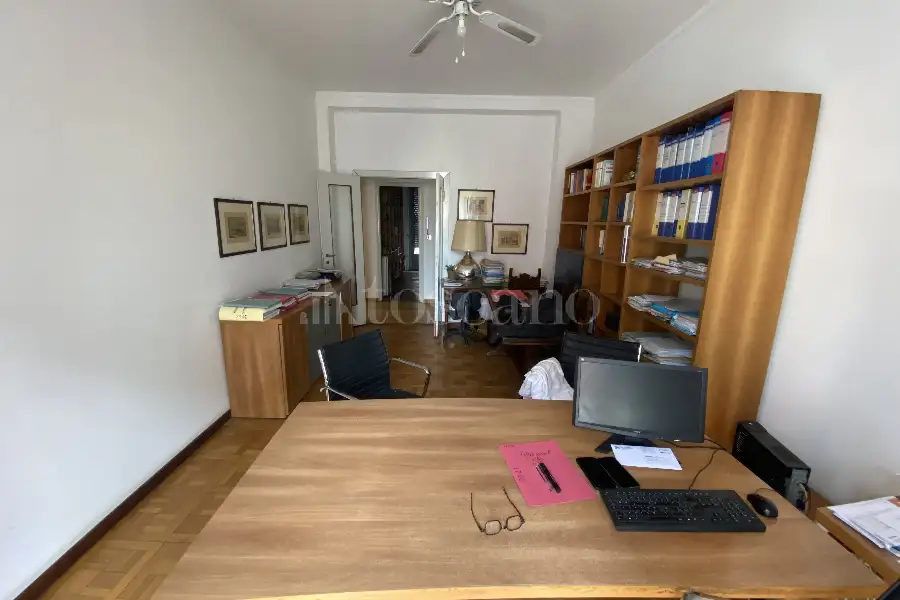 Ufficio in affitto di 125 mq a €2.500 (rif. 82/2026)