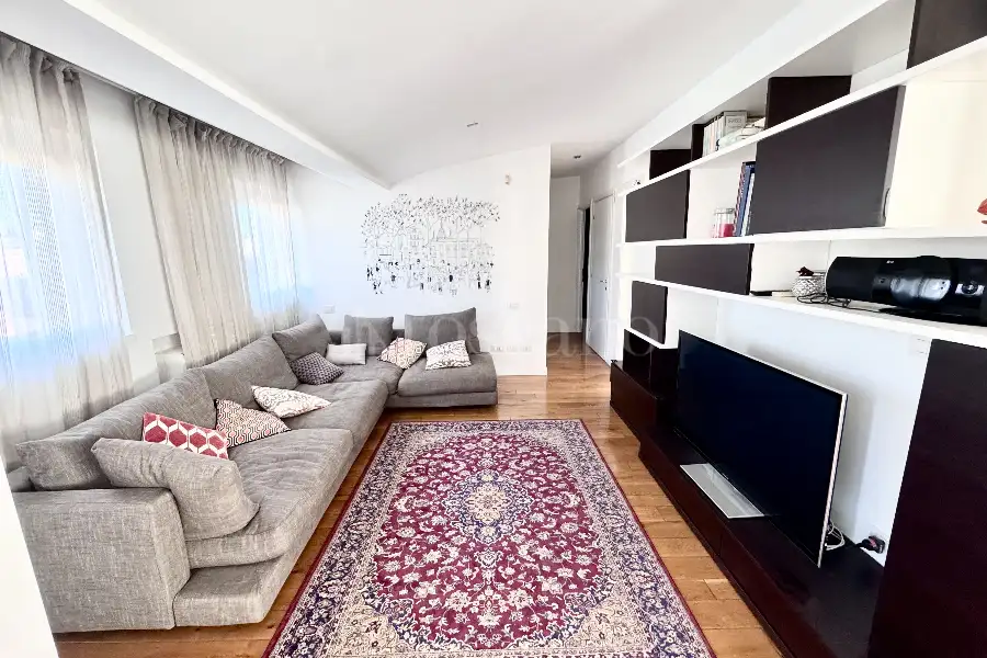 Casa in affitto di 145 mq a €3.000 (rif. 159/2025)