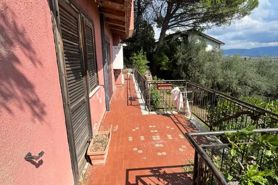 Villa in vendita di 360 mq a €319.000 (rif. 45/2026)