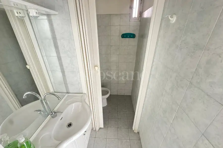 Negozio in affitto di 30 mq a €650 (rif. 2/2026)