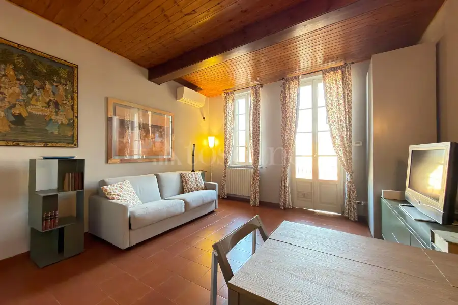 Casa in affitto di 90 mq a €1.300 (rif. 18/2026)