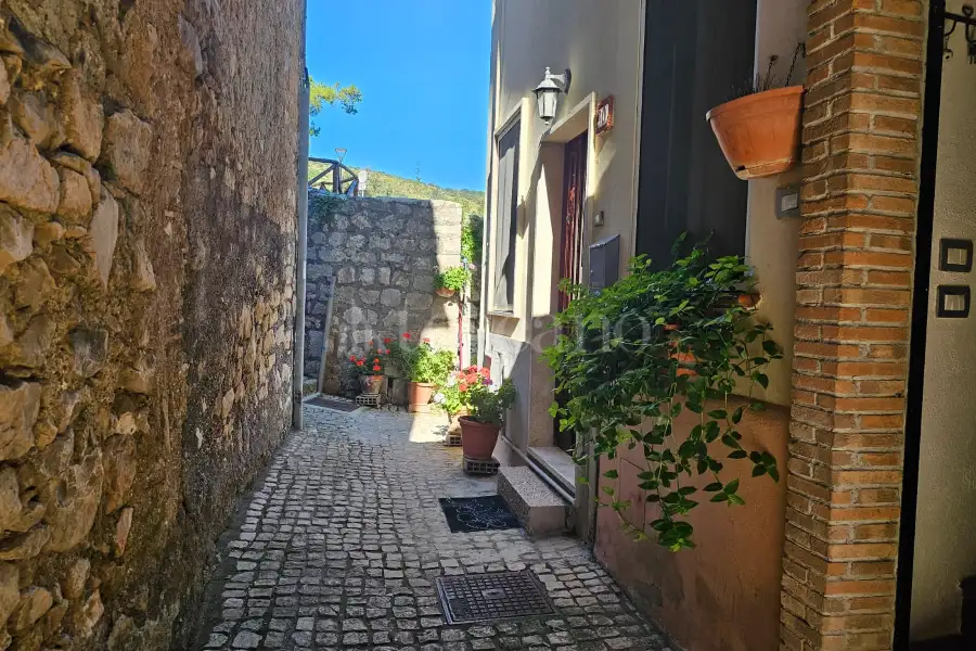 Casa in vendita di 120 mq a €56.000 (rif. 92/2025)