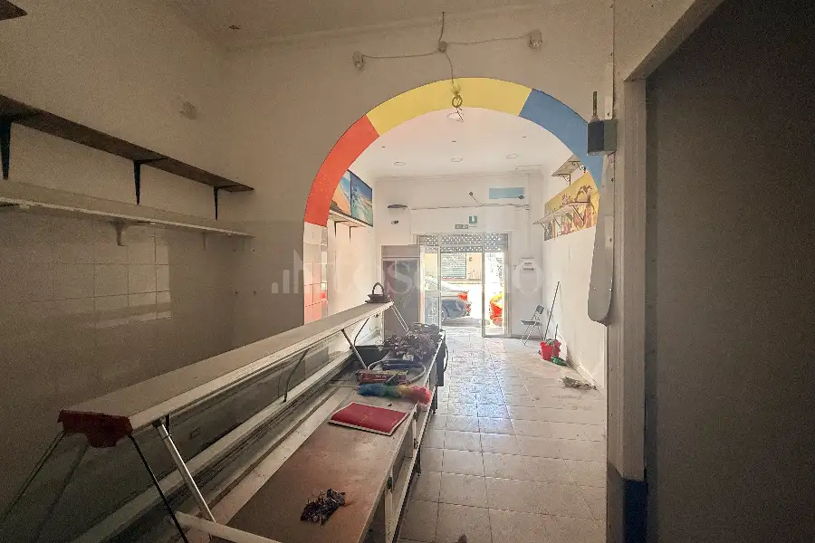 Negozio in vendita di 65 mq a €105.000 (rif. 51/2026)