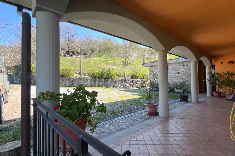 Villa in vendita di 300 mq a €825.000 (rif. 24/2025)