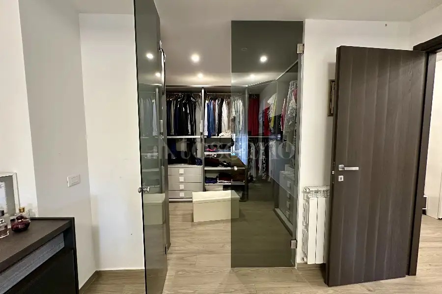 Casa in vendita di 205 mq a €360.000 (rif. 21/2025)