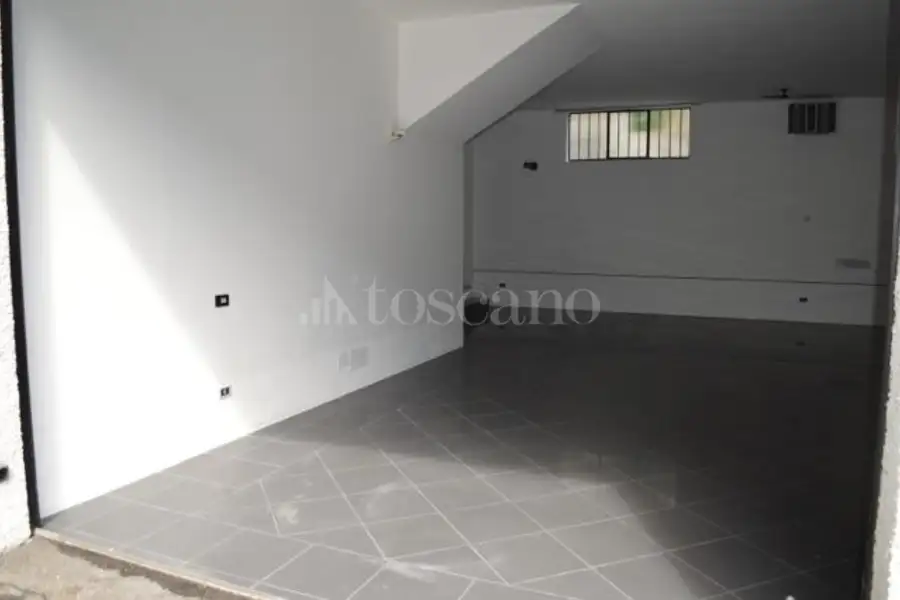 Casa in vendita di 360 mq a €585.000 (rif. 2/2026)