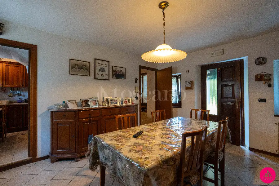 Casa Indipendente in vendita di 360 mq a €320.000 (rif. 128/2026)