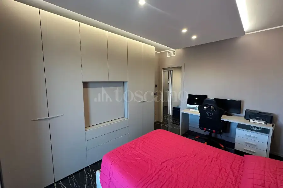 Attico in vendita di 170 mq a €685.000 (rif. 63/2026)
