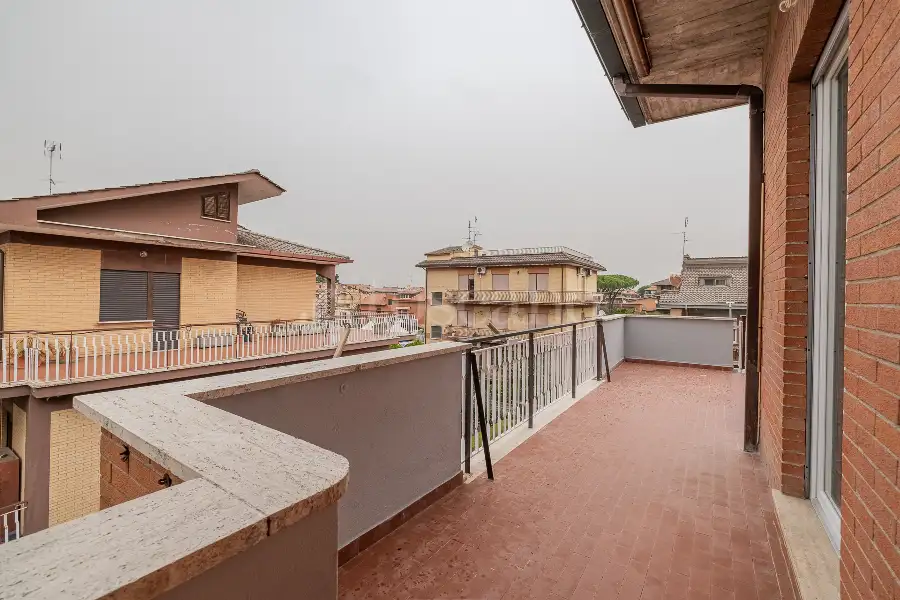 Attico in vendita di 80 mq a €248.000 (rif. 12/2026)