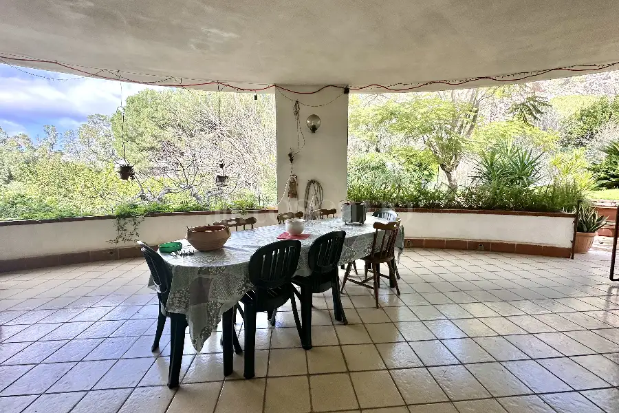Villa in vendita di 565 mq a €995.000 (rif. 3/2026)