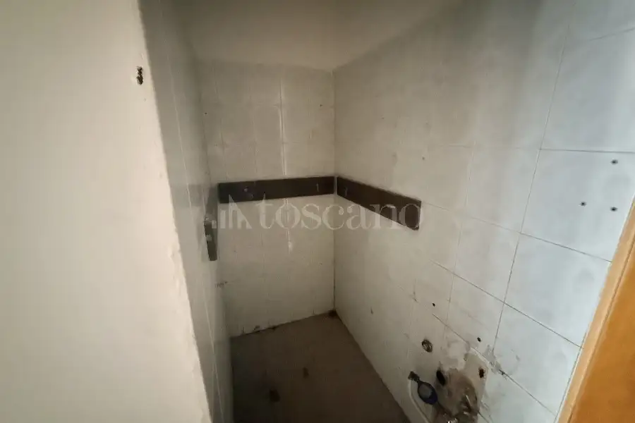 Negozio in vendita di 65 mq a €105.000 (rif. 51/2026)