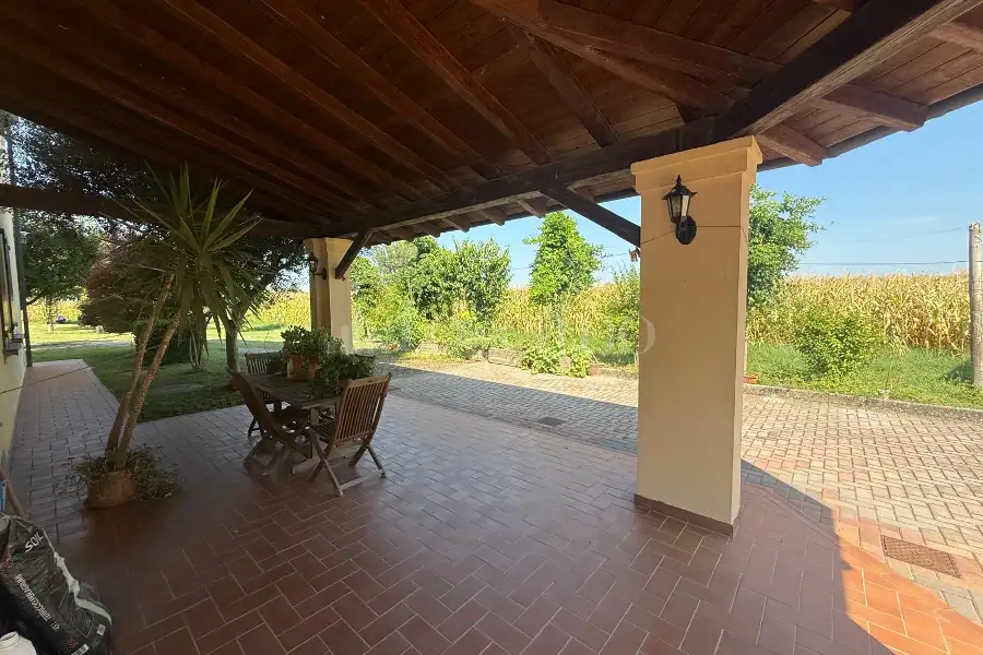 Casa Indipendente in vendita di 600 mq a €1.359.000 (rif. 49/2026)