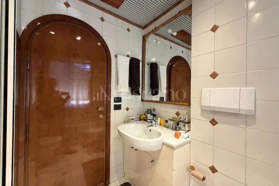 Attico in vendita di 225 mq a €948.000 (rif. 53/2026)