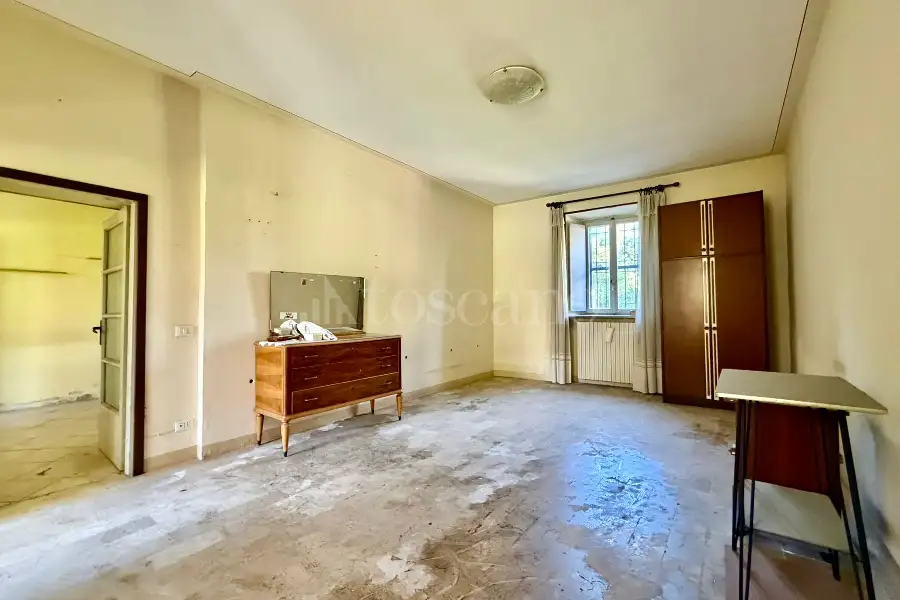 Casa Indipendente in vendita di 400 mq a €315.000 (rif. 41/2026)