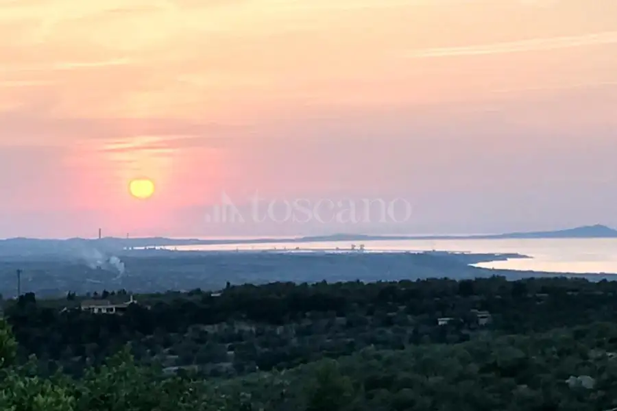 Agricolo in vendita di 2.046 mq a €25.000 (rif. 165/2026)