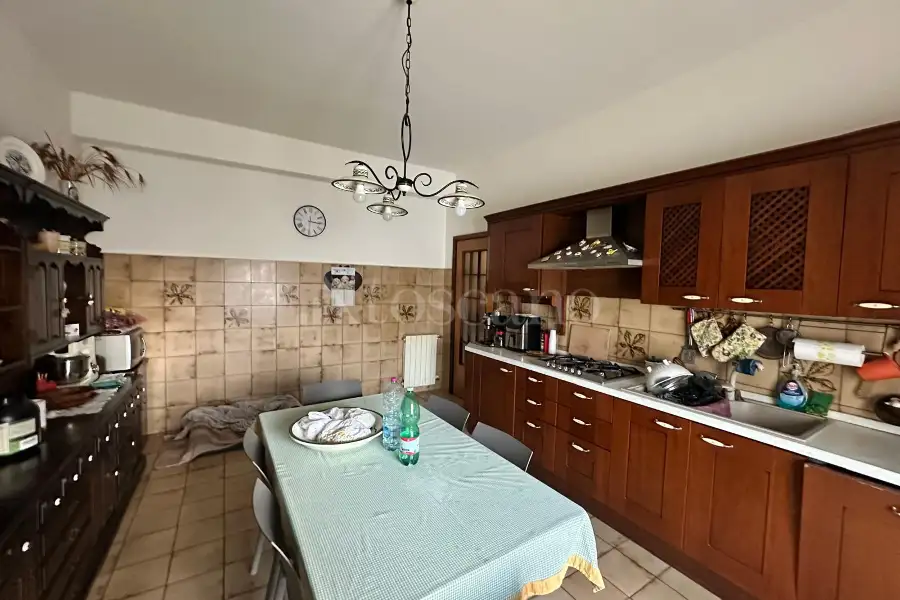 Villa Bifamiliare in vendita di 180 mq a €265.000 (rif. 217/2025)