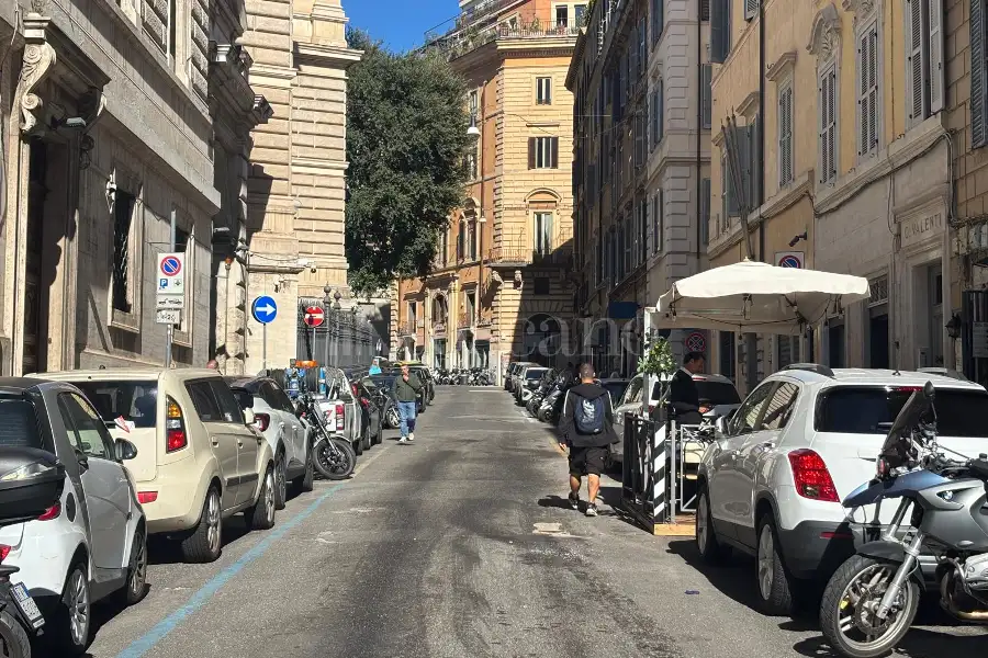 Negozio in vendita di 123 mq a €420.000 (rif. 82/2026)