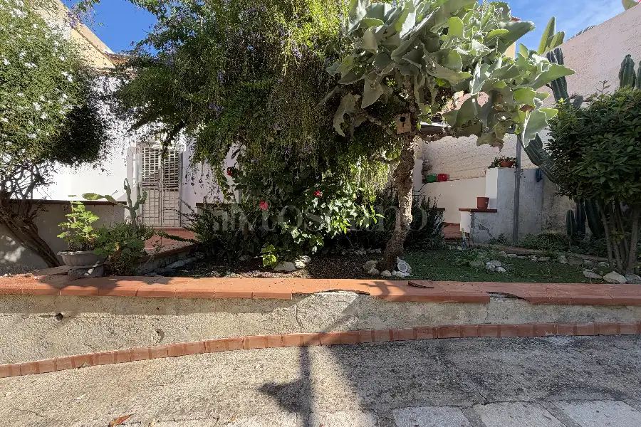 Casa Indipendente in vendita di 220 mq a €330.000 (rif. 148/2026)