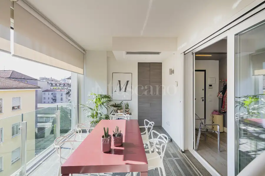 Attico in vendita di 140 mq a €890.000 (rif. 11/2025)