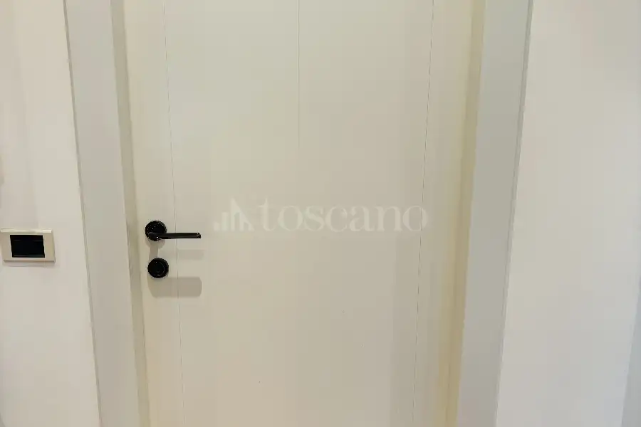 Villa Bifamiliare in vendita di 320 mq a €780.000 (rif. 65/2025)