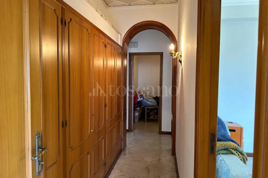 Villa in vendita di 575 mq a €878.000 (rif. 89/2025)