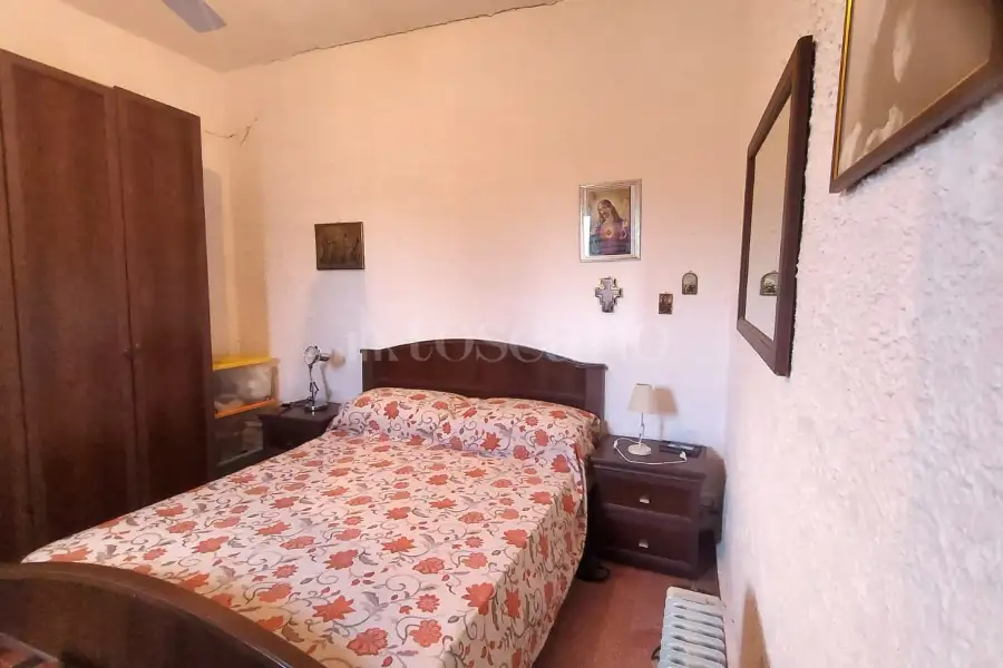Casa Indipendente in vendita di 205 mq a €65.000 (rif. 12/2026)