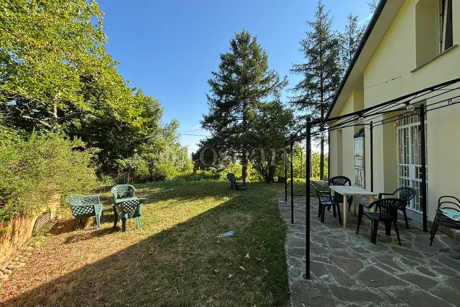 Villa in vendita di 345 mq a €820.000 (rif. 40/2026)