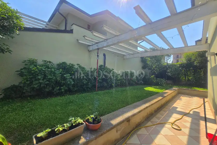 Villa in vendita di 250 mq a €710.000 (rif. 54/2026)