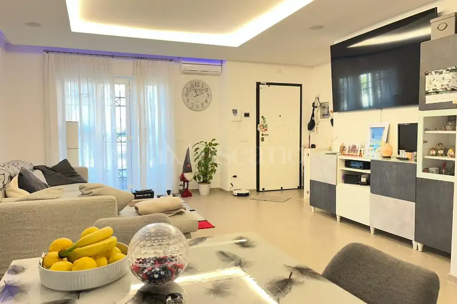Villa Bifamiliare in vendita di 145 mq a €399.000 (rif. 5/2026)