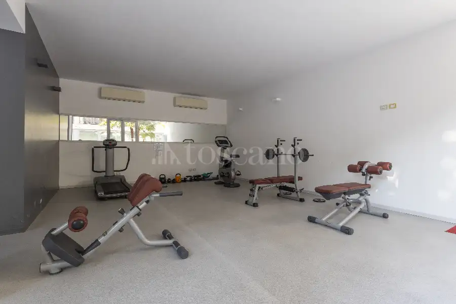Attico in vendita di 200 mq a €695.000 (rif. 126/2025)