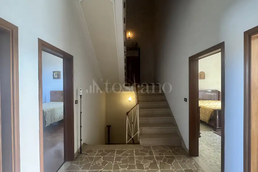 Casa Indipendente in vendita di 288 mq a €600.000 (rif. 30/2026)