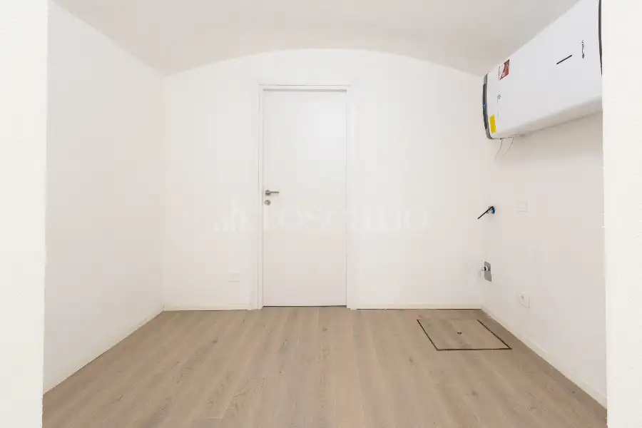Ufficio in vendita di 85 mq a €650.000 (rif. 16/2026)