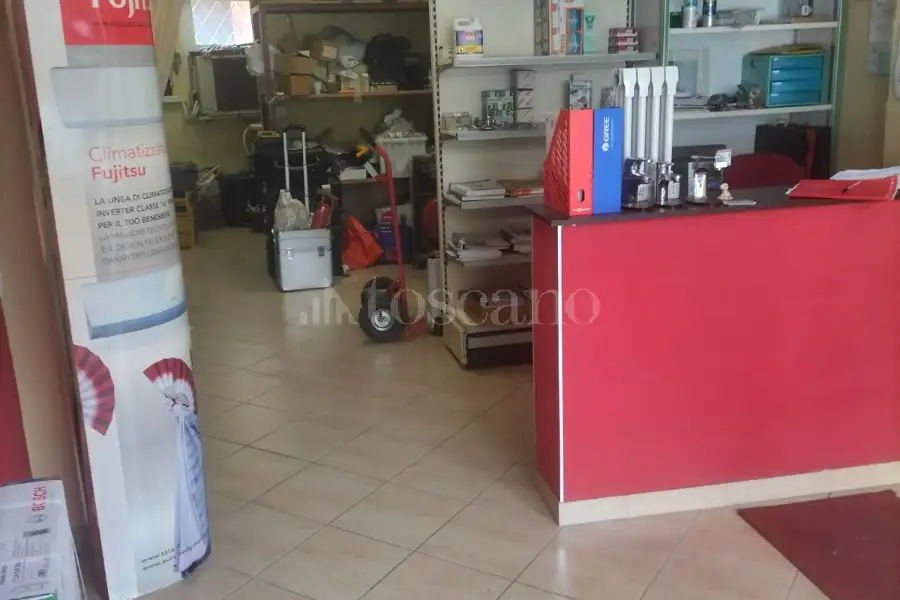 Negozio in vendita di 40 mq a €85.000 (rif. 37/2026)
